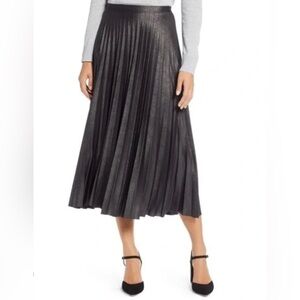 Halogen navy/metallic gold midi pleated flowy formal skirt  w/ elastic waist - S